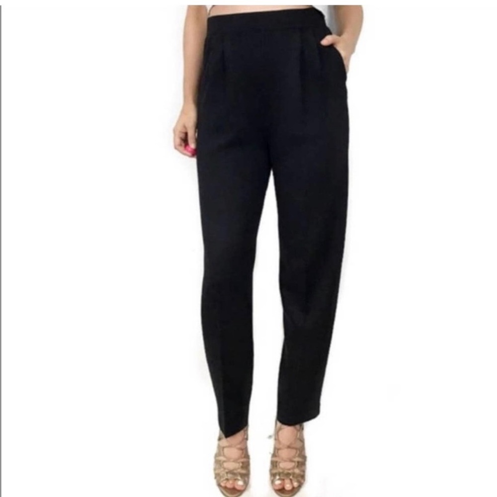St. John Santa knit pleated straight leg pants
